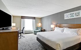 Holiday Inn Express & Suites Oshawa Downtown Toronto Area